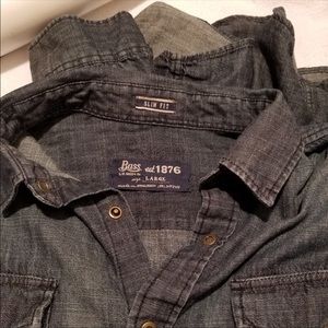 G. H. BASS Denim snap button long sleeve shirt